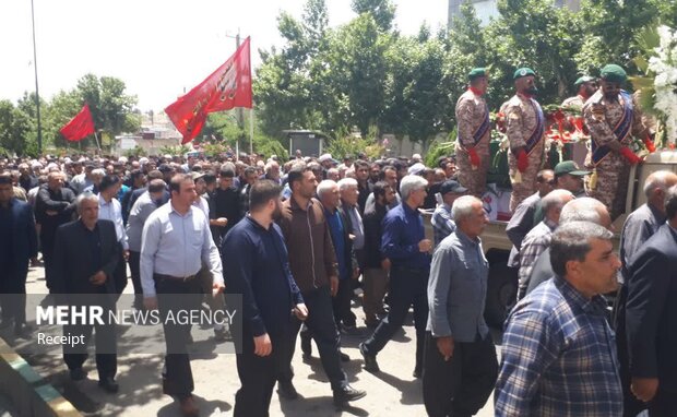 کامیاران میزبان تشییع پیکر سردار شهید قباد الفتی کامیاران میزبان تشییع پیکر سردار شهید قباد الفتی