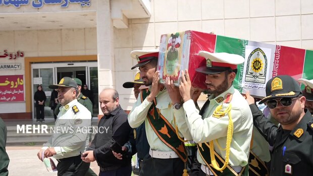 مراسم تشییع با شکوه با سرباز وطن شهید «محمد ضیا» در رضوانشهر مراسم تشییع با شکوه با سرباز وطن شهید «محمد ضیا» در رضوانشهر