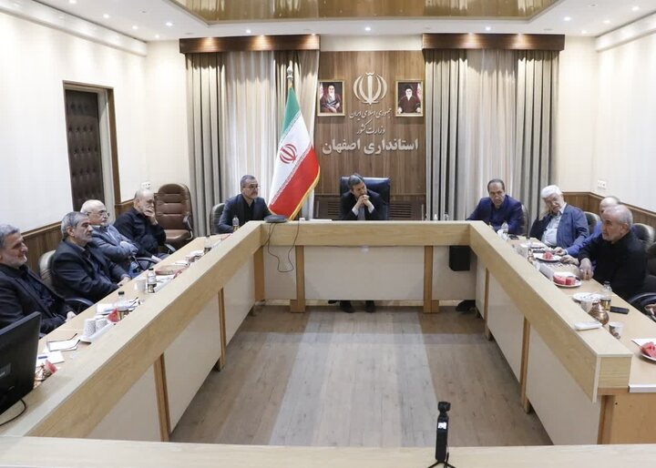 تجربههای پیشکسوتان حوزه سیاسی در شرایط بحرانی مورد استفاده قرار گیرد تجربههای پیشکسوتان حوزه سیاسی در شرایط بحرانی مورد استفاده قرار گیرد