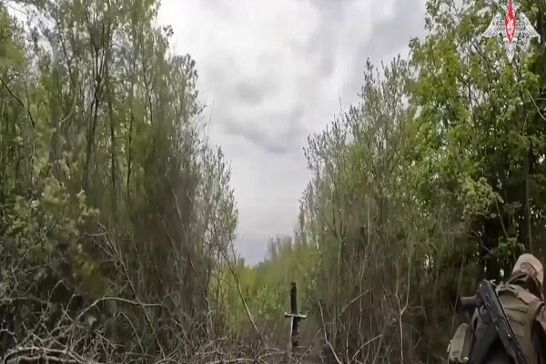 پیشروی های سریع ارتش روسیه در اوکراین+ فیلم پیشروی های سریع ارتش روسیه در اوکراین+ فیلم