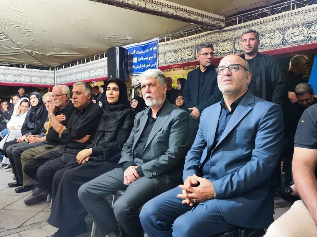 عباس صالحی: ماه محرم بستری برای بازخوانی ظرفیتهای غنی هنر آیینی است عباس صالحی: ماه محرم بستری برای بازخوانی ظرفیتهای غنی هنر آیینی است