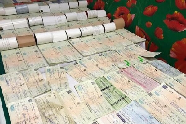 پلیس فتا: «سلطان چک» سالانه ۱۰هزار برگ چک خریدوفروش می کرد پلیس فتا: «سلطان چک» سالانه ۱۰هزار برگ چک خریدوفروش می کرد
