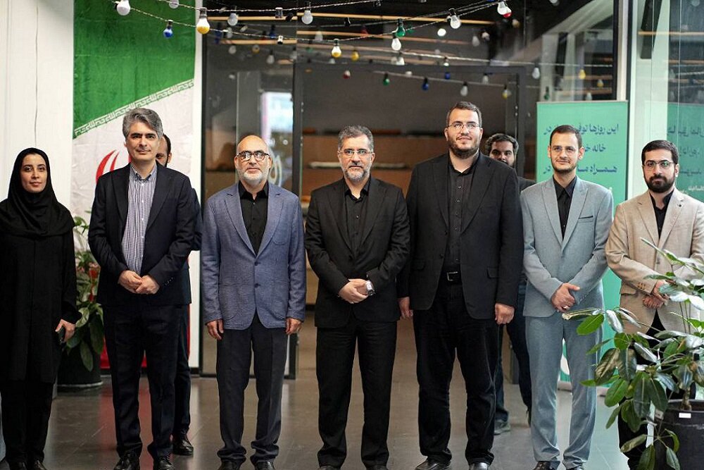 نشست مشترک رؤسای حوزه هنری و صندوق نوآوری و شکوفایی برگزار شد نشست مشترک رؤسای حوزه هنری و صندوق نوآوری و شکوفایی برگزار شد