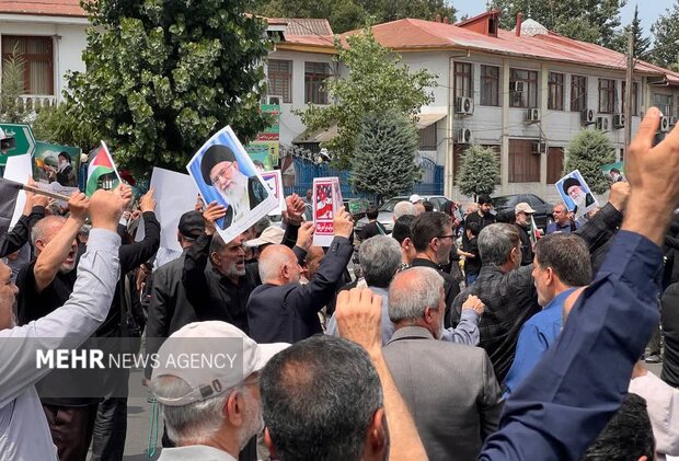 خروش گیلانیها در جمعه خشم؛ «مرگ بر اسرائیل» در گرمای تابستان خروش گیلانیها در جمعه خشم؛ «مرگ بر اسرائیل» در گرمای تابستان