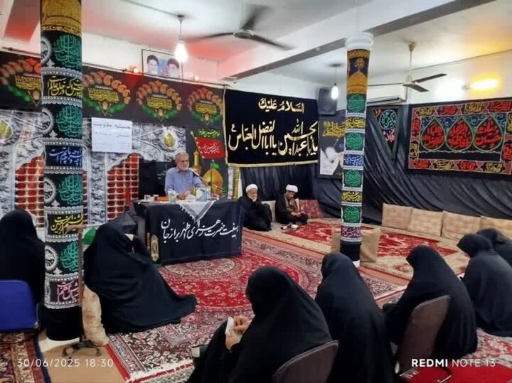 نشست «حسینیه مقاومت» در برازجان برگزار شد نشست «حسینیه مقاومت» در برازجان برگزار شد