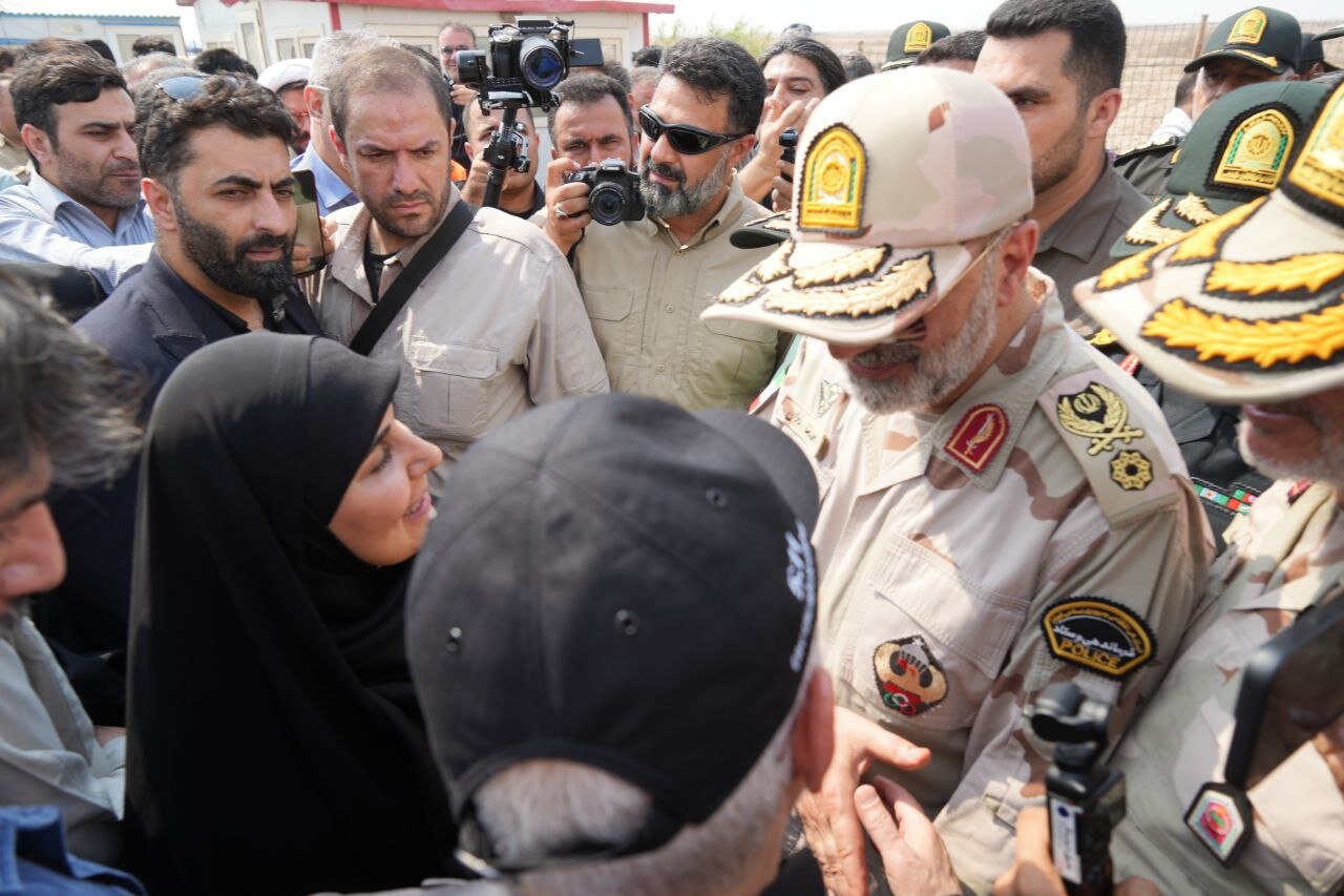 بازدید صادق از پایانه مرز چذابه؛ تاکید بر زیرساختهای حملونقل و ایمن