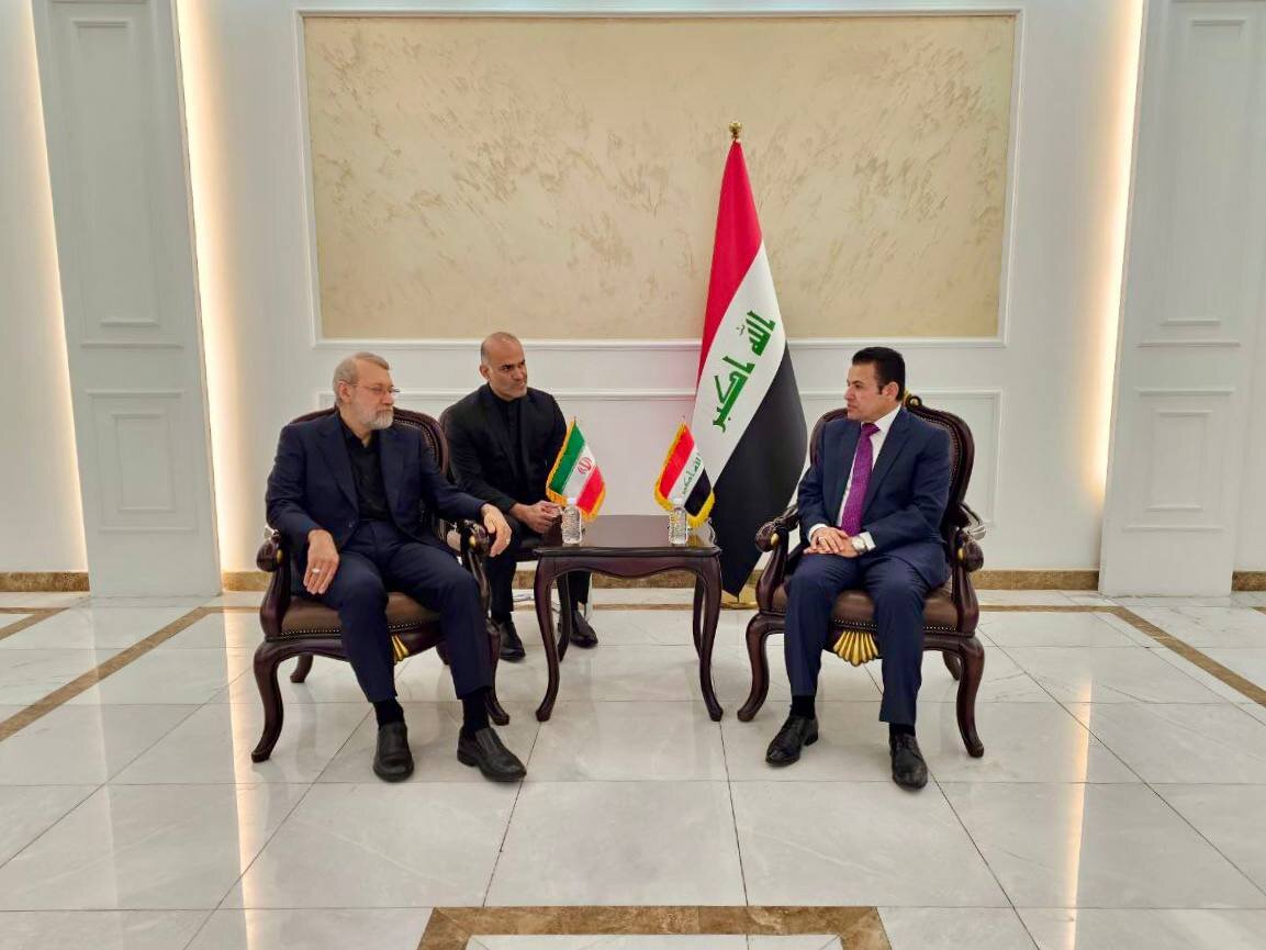 لاریجانی با مشاور امنیت ملی عراق دیدار و گفتگو کرد لاریجانی با مشاور امنیت ملی عراق دیدار و گفتگو کرد