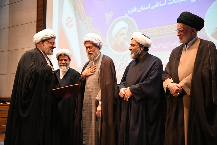مدیرکل تبلیغات اسلامی فارس معارفه شد مدیرکل تبلیغات اسلامی فارس معارفه شد