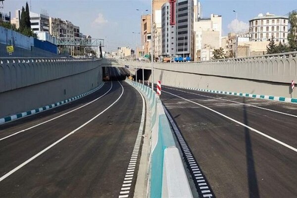 زیرگذر بزرگراه شهید آبشناسان در تهران به بهرهبرداری رسید زیرگذر بزرگراه شهید آبشناسان در تهران به بهرهبرداری رسید