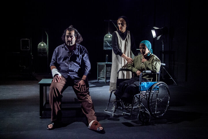 شکنجهگری که حالا با سرطان میجنگد؛ یک هیولای آخرالزمانی در تئاترشهر!