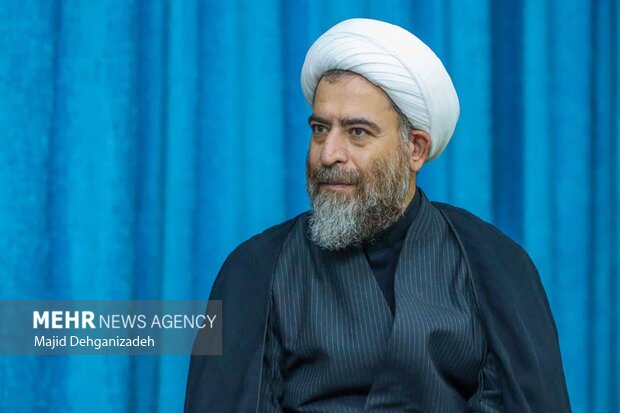 اجتماع هیئات مذهبی یزد در حرم مطهر رضوی برگزار میشود اجتماع هیئات مذهبی یزد در حرم مطهر رضوی برگزار میشود