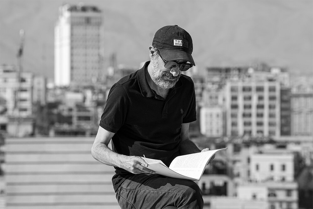امید سهرابی با «بار هستی» به صحنه تئاتر باز میگردد امید سهرابی با «بار هستی» به صحنه تئاتر باز میگردد