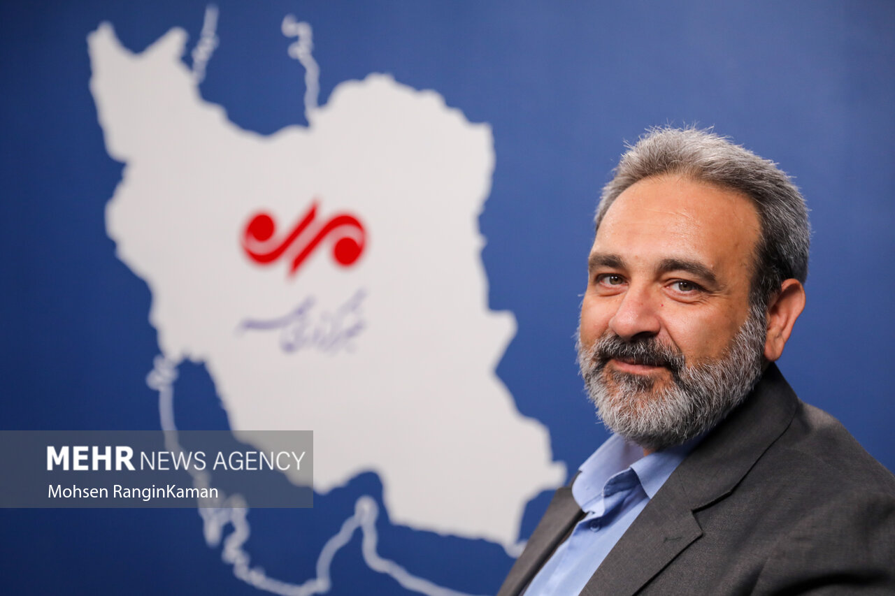 ۱۶ سال تلاش برای معرفی ۱۰۰ «شخصیت مانا» ۱۶ سال تلاش برای معرفی ۱۰۰ «شخصیت مانا»