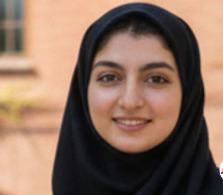 رتبه یک کنکور هنر ۱۴۰۴: موفقیت یعنی وفاداری به علاقه نه توقعات دیگران رتبه یک کنکور هنر ۱۴۰۴: موفقیت یعنی وفاداری به علاقه نه توقعات دیگران