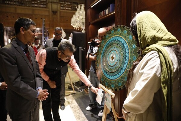 نمایشگاه و همایش ماندالا در ایرانمال نمایشگاه و همایش ماندالا در ایرانمال