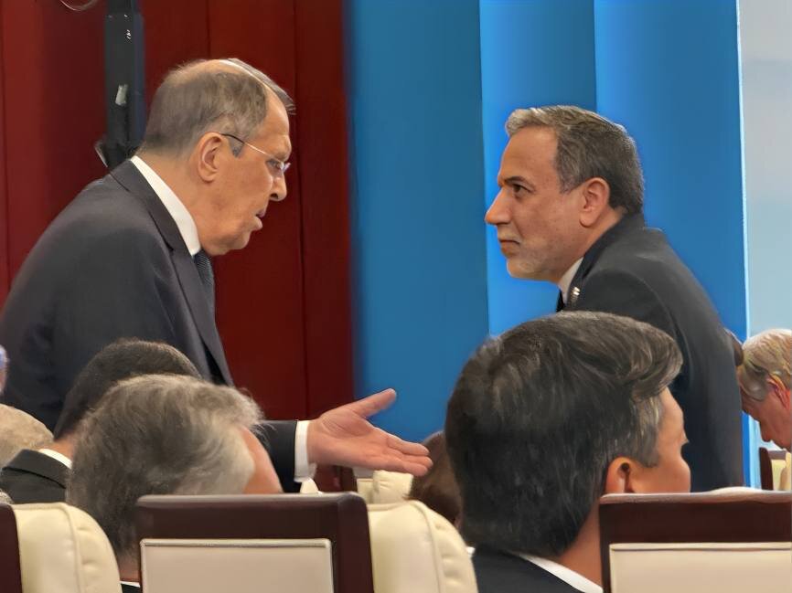 دیدار عراقچی با لاوروف دیدار عراقچی با لاوروف