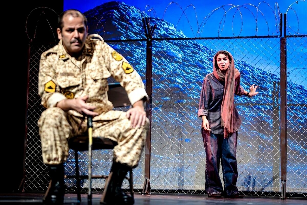 «خرده انسان» فرزند زمانه خودش است؛ تغییر سبک کاری آقای کارگردان!