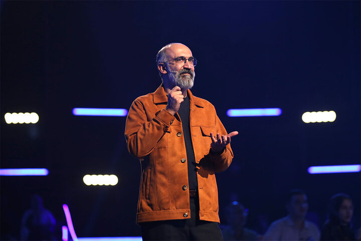 مسابقه «صد» ۵۶ هزار متقاضی داشت؛ دستمزد حجازیفر برای اجرا نجومی بود؟