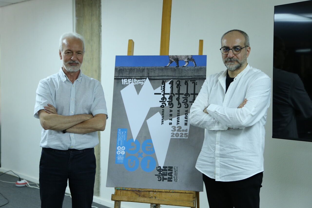 از اعطای نشان عکس سال مطبوعاتی تا پاهای گربه خیابانی که سوژه شد