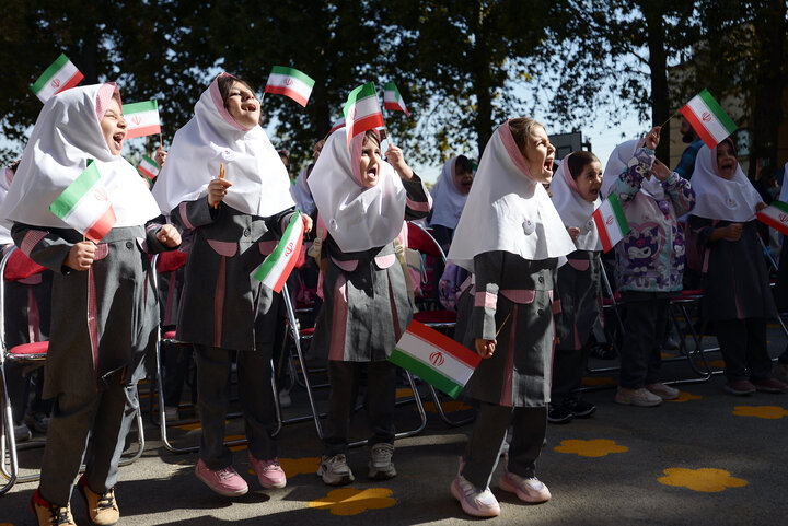 برگزاری جشن شکوفهها در سنندج برگزاری جشن شکوفهها در سنندج