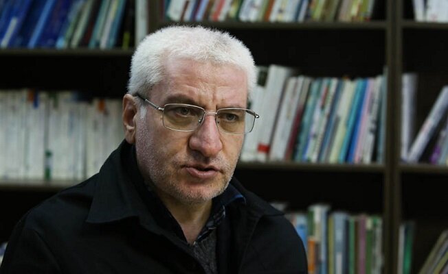 اولین نشست «شب پایاننامههای برتر» در بنیاد شهریار برگزار شد اولین نشست «شب پایاننامههای برتر» در بنیاد شهریار برگزار شد