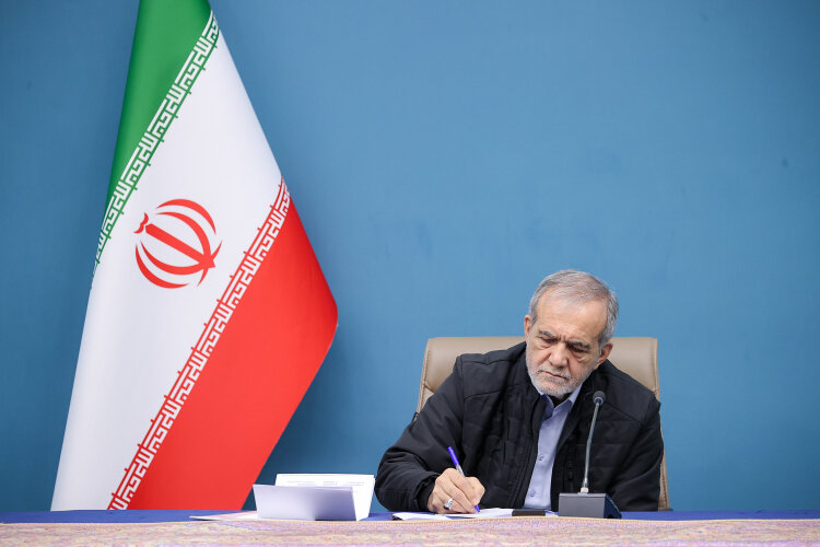 پزشکیان: برای تسریع توسعه شبکه ریلی استان تهران تصمیمات تکمیلی گرفتیم پزشکیان: برای تسریع توسعه شبکه ریلی استان تهران تصمیمات تکمیلی گرفتیم