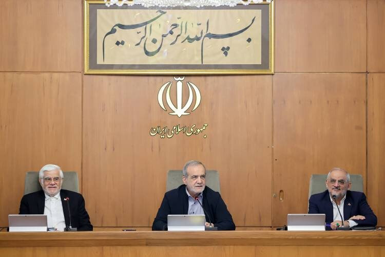 بررسی موضوع دعوت دولت مصر از پزشکیان برای حضور در اجلاس شرمالشیخ بررسی موضوع دعوت دولت مصر از پزشکیان برای حضور در اجلاس شرمالشیخ