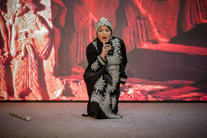 ظرفیت نوآوری در هنر نقالی؛ وقتی دختر رستم برای دفاع از میهنش ایستاد!