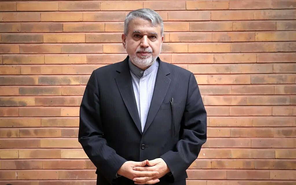 پیام حضرت مسیح(ع) فراخوانی جهانی به صلح و همزیستی مسالمتآمیز است پیام حضرت مسیح(ع) فراخوانی جهانی به صلح و همزیستی مسالمتآمیز است