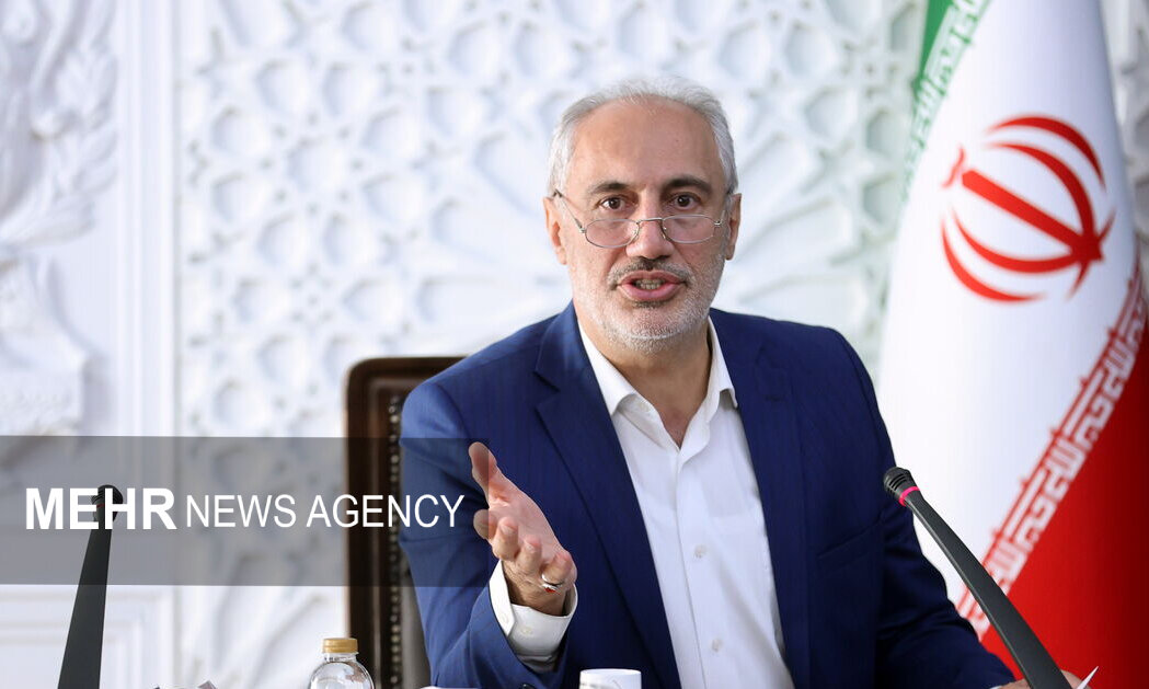 حذف و ادغام ۱۳۶ ردیف هزینه در بودجه ۱۴۰۵ برای کمک به معیشت مردم حذف و ادغام ۱۳۶ ردیف هزینه در بودجه ۱۴۰۵ برای کمک به معیشت مردم