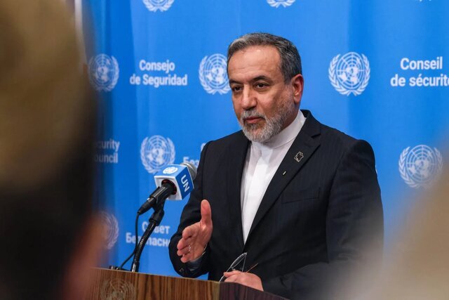 عراقچی: حمل و نقل یکی از ابزارهای اصلی دیپلماسی اقتصادی است عراقچی: حمل و نقل یکی از ابزارهای اصلی دیپلماسی اقتصادی است