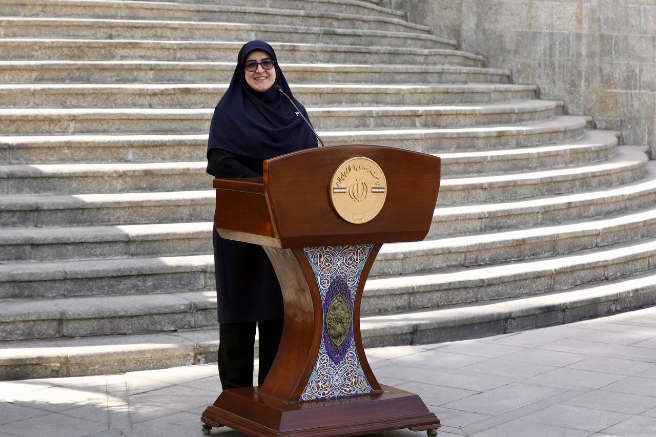 مهاجرانی: پزشکیان به دستگاهها دستور داده مطالبات مردم را پیگیری کنند مهاجرانی: پزشکیان به دستگاهها دستور داده مطالبات مردم را پیگیری کنند