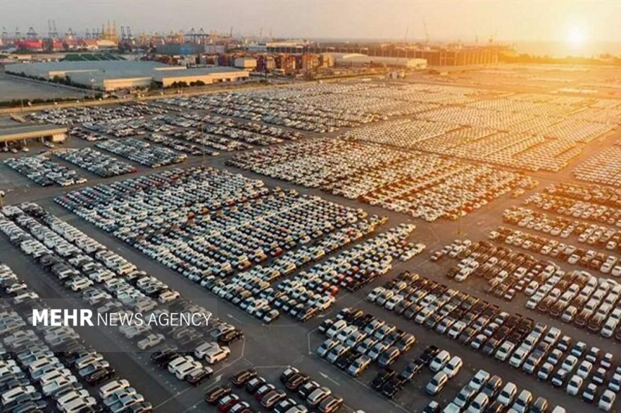 قیمت خودرو در دی ۱۴۰۴؛ ریرا ۳۳۰ میلیون تومان گران شد قیمت خودرو در دی ۱۴۰۴؛ ریرا ۳۳۰ میلیون تومان گران شد