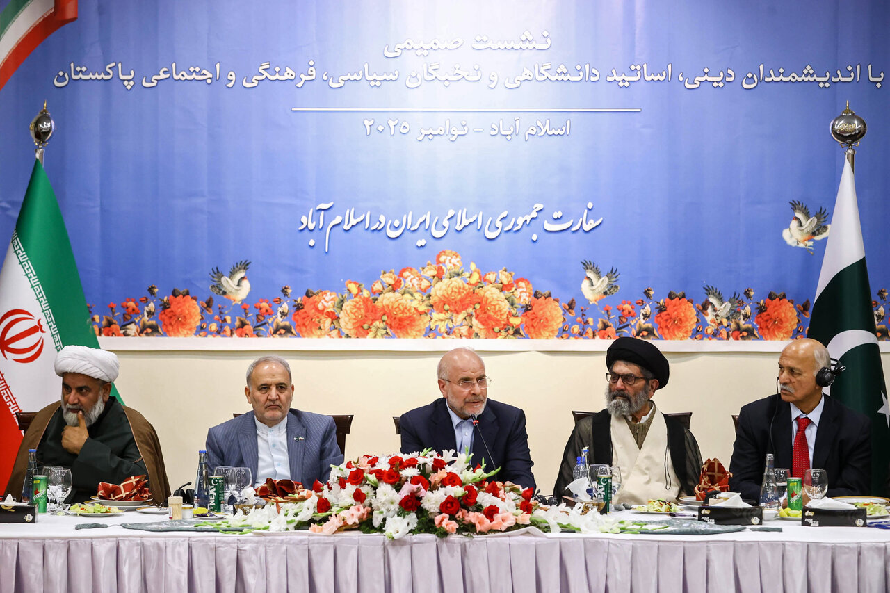 قالیباف: وحدت امت اسلامی رمز نابودی رژیم صهیونیستی است قالیباف: وحدت امت اسلامی رمز نابودی رژیم صهیونیستی است