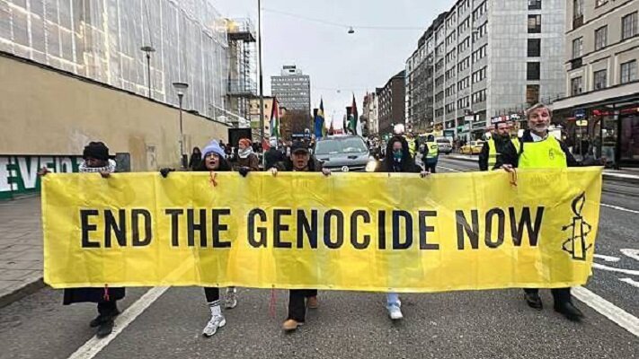 مناهضو تصدير الأسلحة لتل أبيب يغلقون مسار القطار في ألمانيا