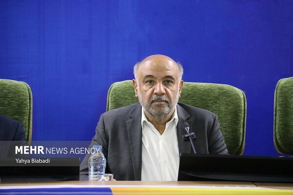 میدری: ایرانیان فارغ از دین و آیین تعلق خاطر جمعی دارند میدری: ایرانیان فارغ از دین و آیین تعلق خاطر جمعی دارند