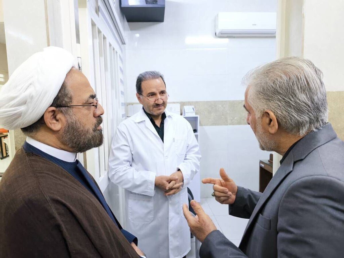 مرکز درمانی بازداشتگاه قم با حضور رئیس سازمان زندانها افتتاح شد مرکز درمانی بازداشتگاه قم با حضور رئیس سازمان زندانها افتتاح شد