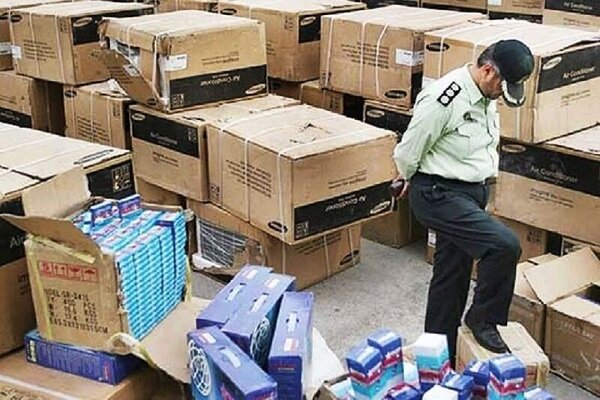 کشف ۳ میلیارد تومان لوازم یدکی قاچاق در شرق تهران کشف ۳ میلیارد تومان لوازم یدکی قاچاق در شرق تهران