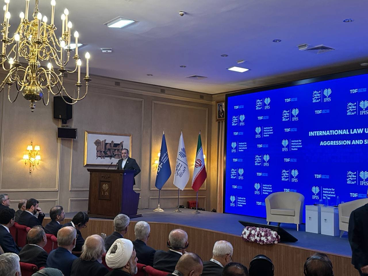 عراقچی: حقوق بینالملل زیر آماج حمله است عراقچی: حقوق بینالملل زیر آماج حمله است