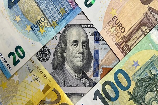 قدم ترامپ به دلار نیفتاد؛ ۲۰۲۵ بدترین سال دلار در ۸ سال گذشته بود قدم ترامپ به دلار نیفتاد؛ ۲۰۲۵ بدترین سال دلار در ۸ سال گذشته بود