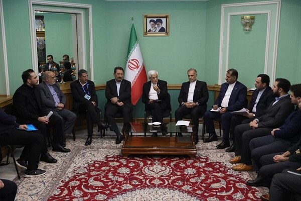 دیدار عارف با نمایندگان دانشجویان ایرانی دانشگاههای روسیه دیدار عارف با نمایندگان دانشجویان ایرانی دانشگاههای روسیه