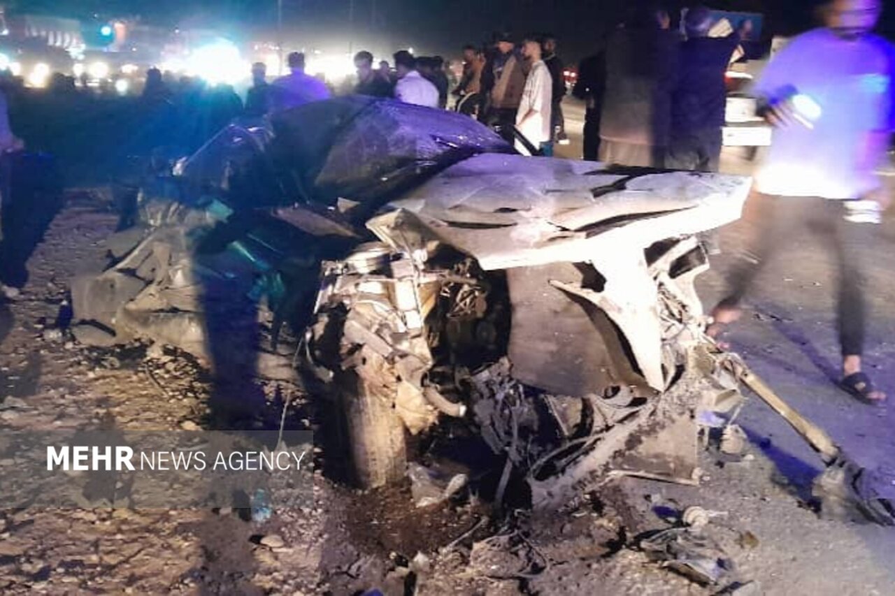 تصادف زنجیرهای ۱۲ خودرو در محور شوش ـ اهواز؛ ۱۴ مصدوم و ۲ فوتی تصادف زنجیرهای ۱۲ خودرو در محور شوش ـ اهواز؛ ۱۴ مصدوم و ۲ فوتی
