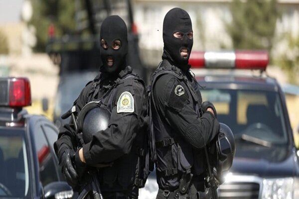 جزئیات پرونده درگیری هولناک اراذل و اوباش با خانوادهها در پارک ارم جزئیات پرونده درگیری هولناک اراذل و اوباش با خانوادهها در پارک ارم