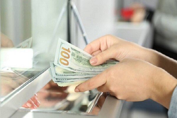 حذف «دلار توافقی» تکذیب شد؛ نرخ تالار اول و دوم روزانه اعلام میشود حذف «دلار توافقی» تکذیب شد؛ نرخ تالار اول و دوم روزانه اعلام میشود