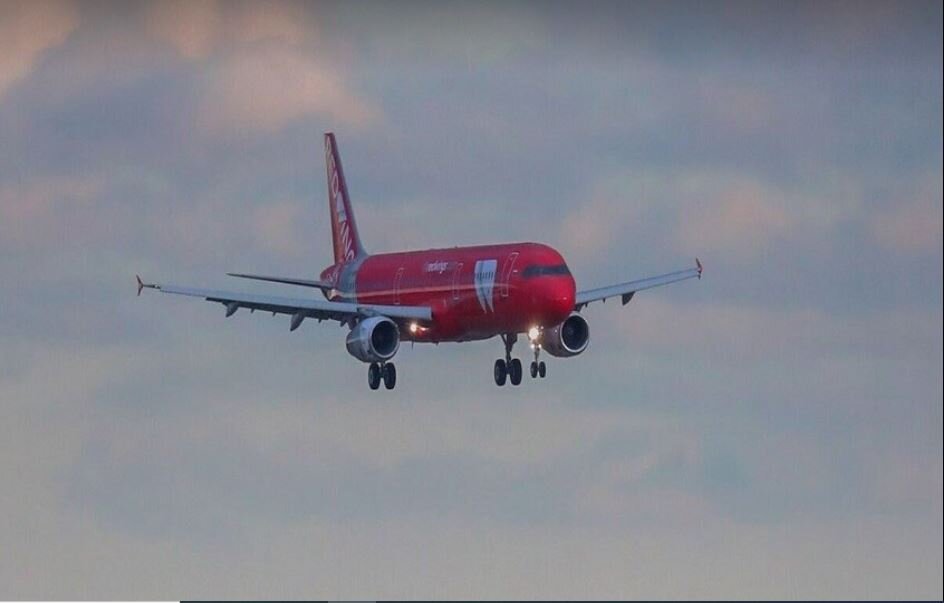 نجات ۴۲۵ سرنشین؛ فرود اضطراری بوئینگ ۷۷۷ در روسیه پس از آتشسوزی موتور نجات ۴۲۵ سرنشین؛ فرود اضطراری بوئینگ ۷۷۷ در روسیه پس از آتشسوزی موتور