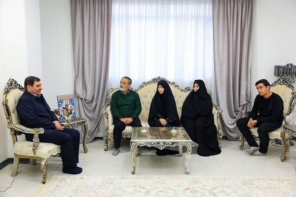 مخبر: خون شهدای جنگ ۱۲ روزه این مرز و بوم را بیمه کرد مخبر: خون شهدای جنگ ۱۲ روزه این مرز و بوم را بیمه کرد