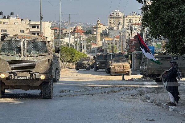 یورش نظامیان رژیم صهیونیستی به مناطق مختلف کرانه باختری یورش نظامیان رژیم صهیونیستی به مناطق مختلف کرانه باختری