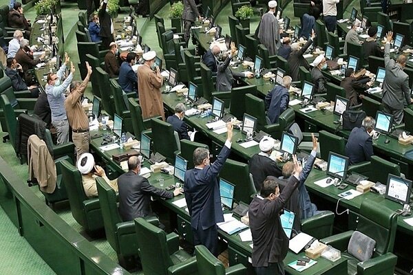 نگاه تقلیل گرایانه به بودجه فرهنگی سرنوشت یک نسل را تغییر می دهد نگاه تقلیل گرایانه به بودجه فرهنگی سرنوشت یک نسل را تغییر می دهد