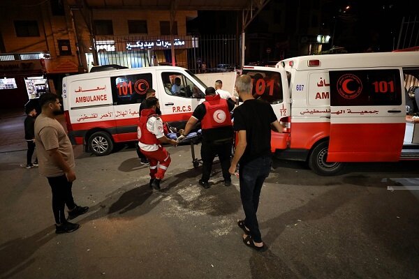 درگیری در الخلیل و شهادت یک فلسطینی به ضرب گلوله صهیونیستها درگیری در الخلیل و شهادت یک فلسطینی به ضرب گلوله صهیونیستها