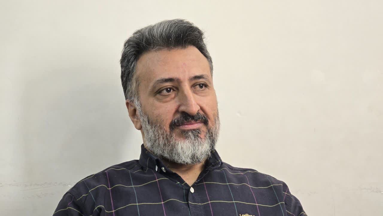 شاهسنگی که پس از زلزله بالای سر امامزاده میایستد؛ «شاهسنگ» منتشر شد شاهسنگی که پس از زلزله بالای سر امامزاده میایستد؛ «شاهسنگ» منتشر شد